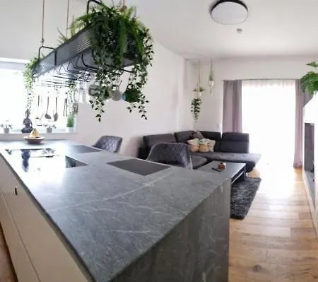 Choice Fur Grazer Kurztripp *
